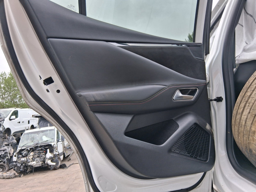 2023 DS DS 4 CROSSOVER NSR PASSENGER SIDE REAR DOOR CARD PANEL