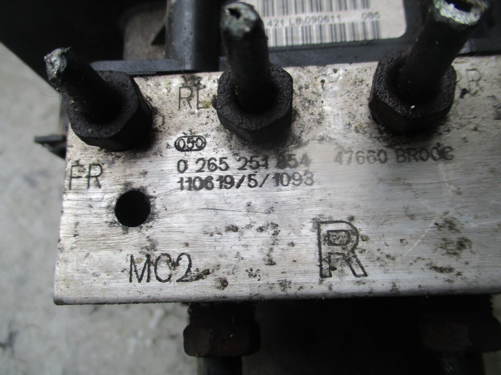 2013 NISSAN QUAHQAI ABS PUMP CONTROL MODULE 0265951743