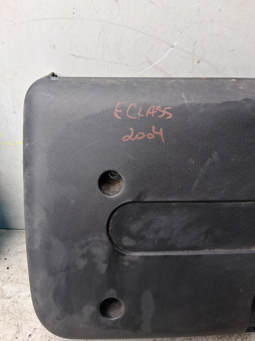 2004 MERCEDES E CLASS W211 ENGINE COVER PLATE TRIM PANNEL A6470100267