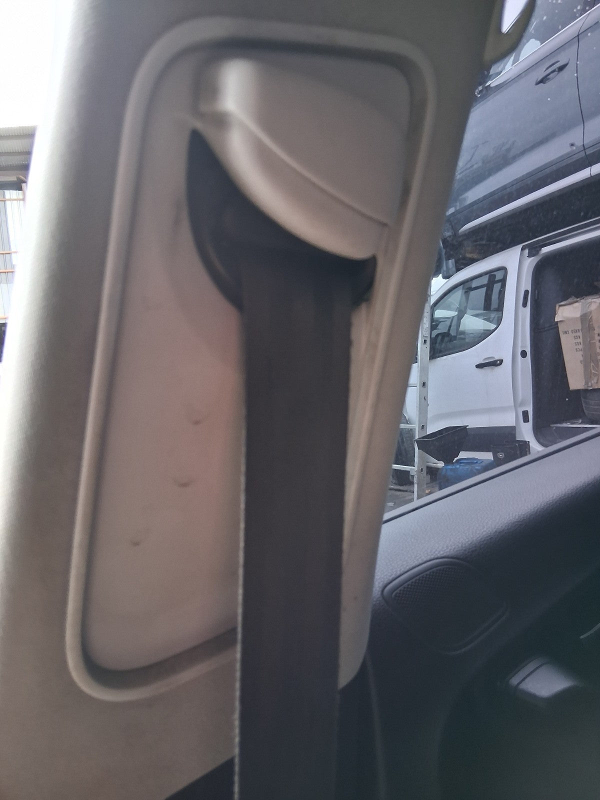 2014 VW VOLKSWAGEN PASSAT B7 NSF PASSENGER SIDE FRONT LEFT SEAT BELT