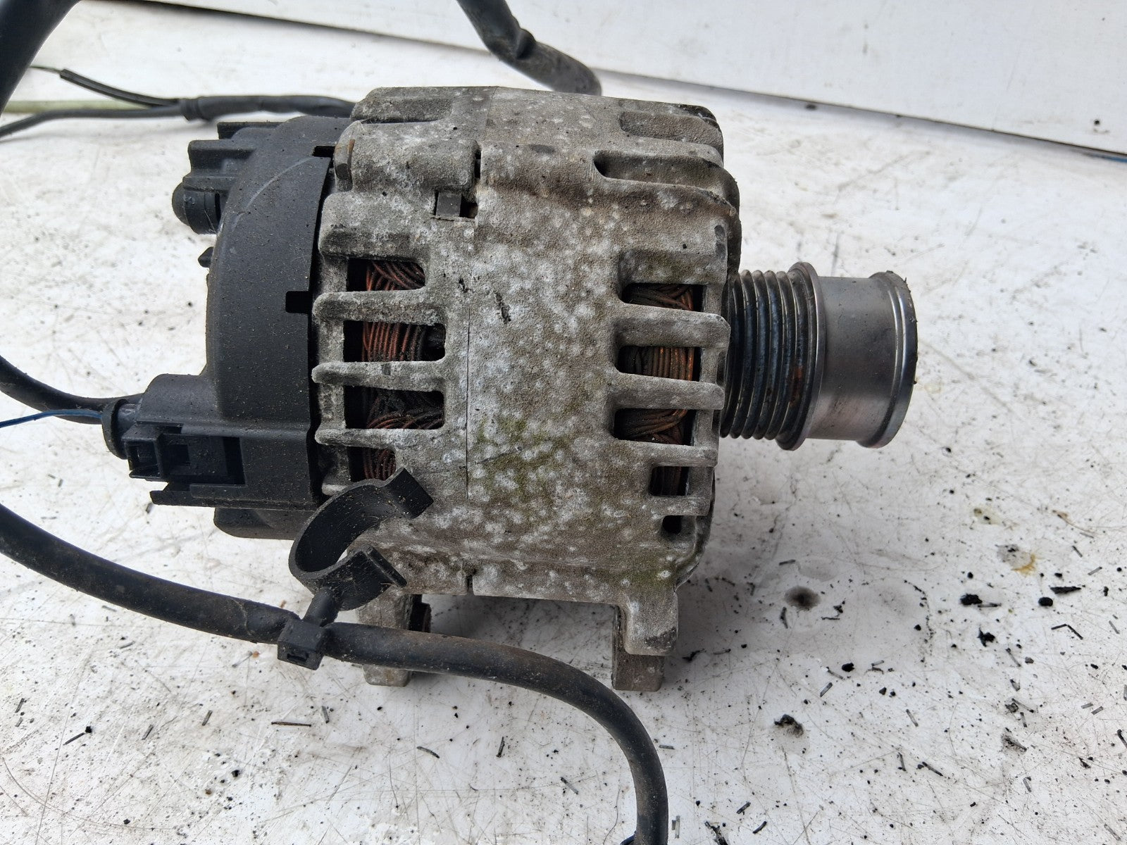 SEAT IBIZA MK4 6J 2015 1.4 PETROL ALTERNATOR 04C903023M