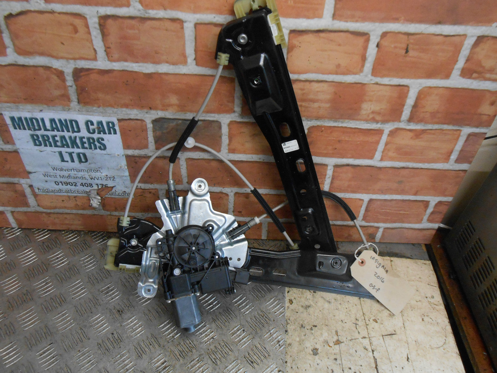 VAUXHALL INSIGNIA 2014 OSF DRIVER FRONT WINDOW REGULATOR MOTOR 20952453 20951582