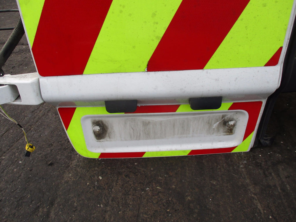 FIAT SCUDO 270 2014 NSR PASSENGER SIDE REAR DOOR WITH LOCK MECH & HANDLE WHITE