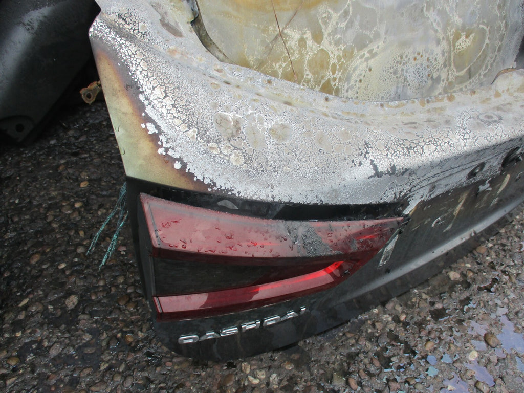 NISSAN QASQAI J11 (MK2) TAILGATE BOOTLID SHELL GREY (DAMAGED)