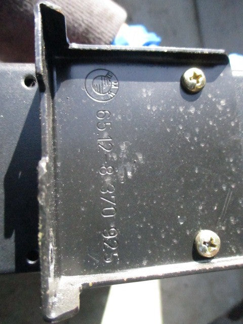 2002 BMW 3 SERIES DISC CD CHANGER MAGAZINE 020258