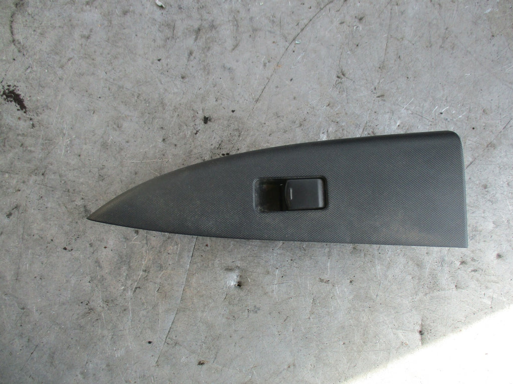 NISSAN NOTE E11 (MK1) NSF PASSENGER SIDE FRONT WINDOW SWITCH 809619U00A