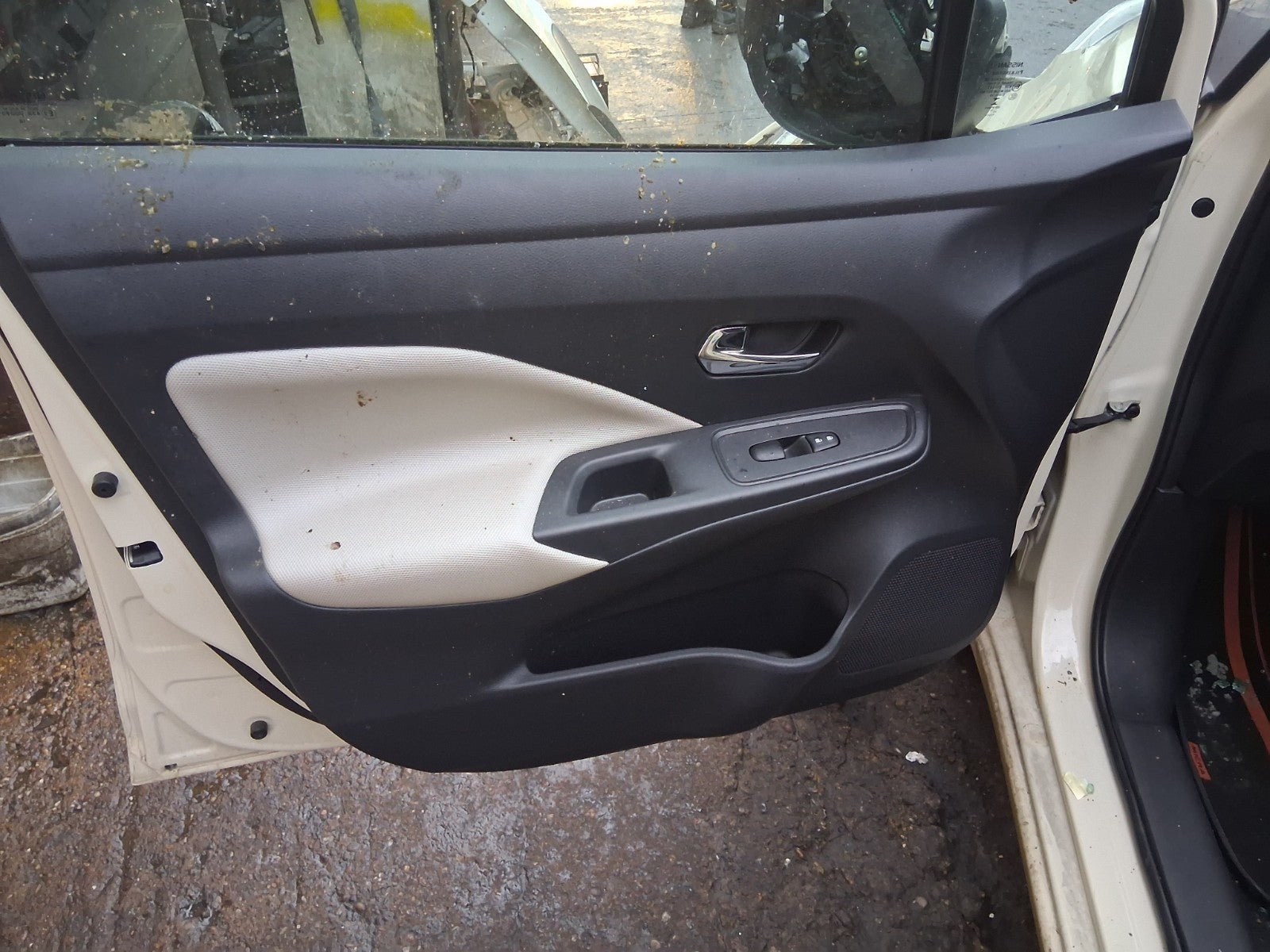 2018 NISSAN MICRA K14 NSF PASSENGER SIDE FRONT LEFT WINDOW MOTOR & REGULATOR