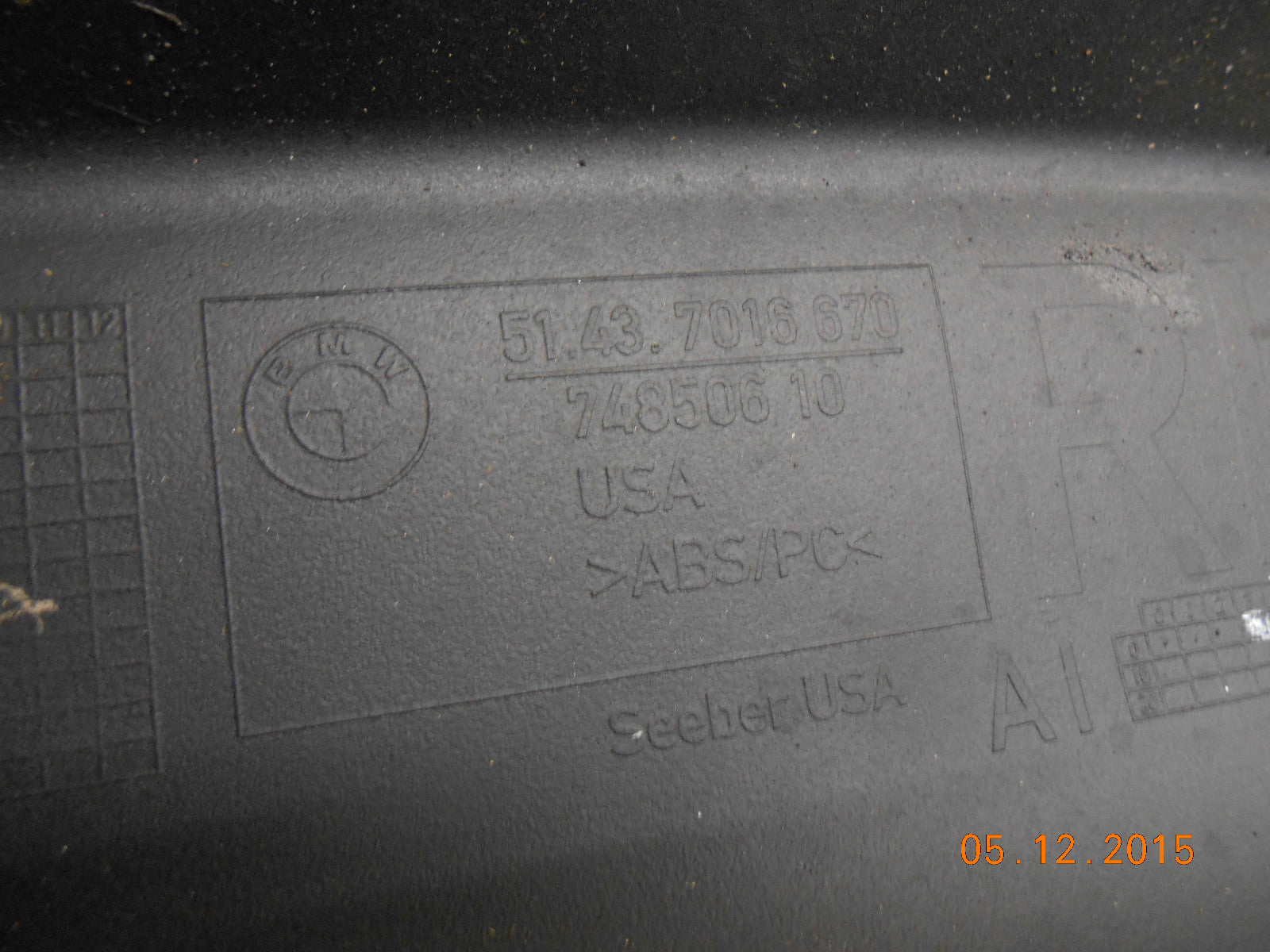 BMW Z4 E85 2004 OSR DRIVER SIDE REAR STORAGE COMPARTMENT CUBBY INSERT 7016 670