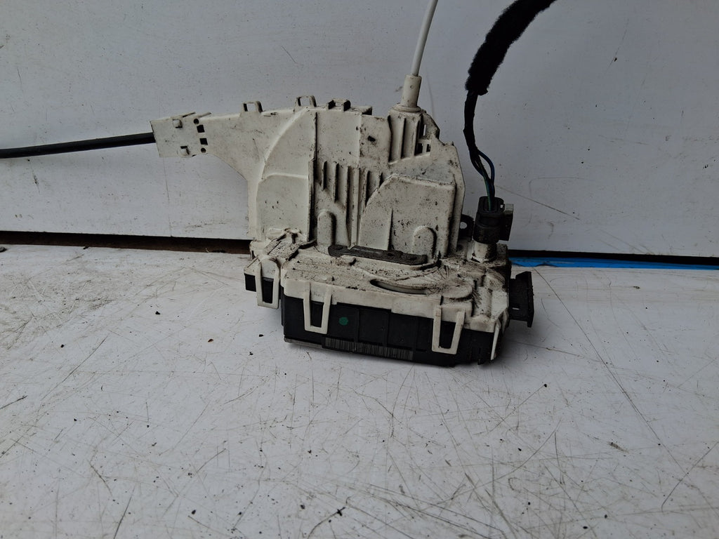 2013 MERCEDES BENZ SPRINTER W906 NSF PASSENGER SIDE FRONT DOOR LOCK MECHANISM
