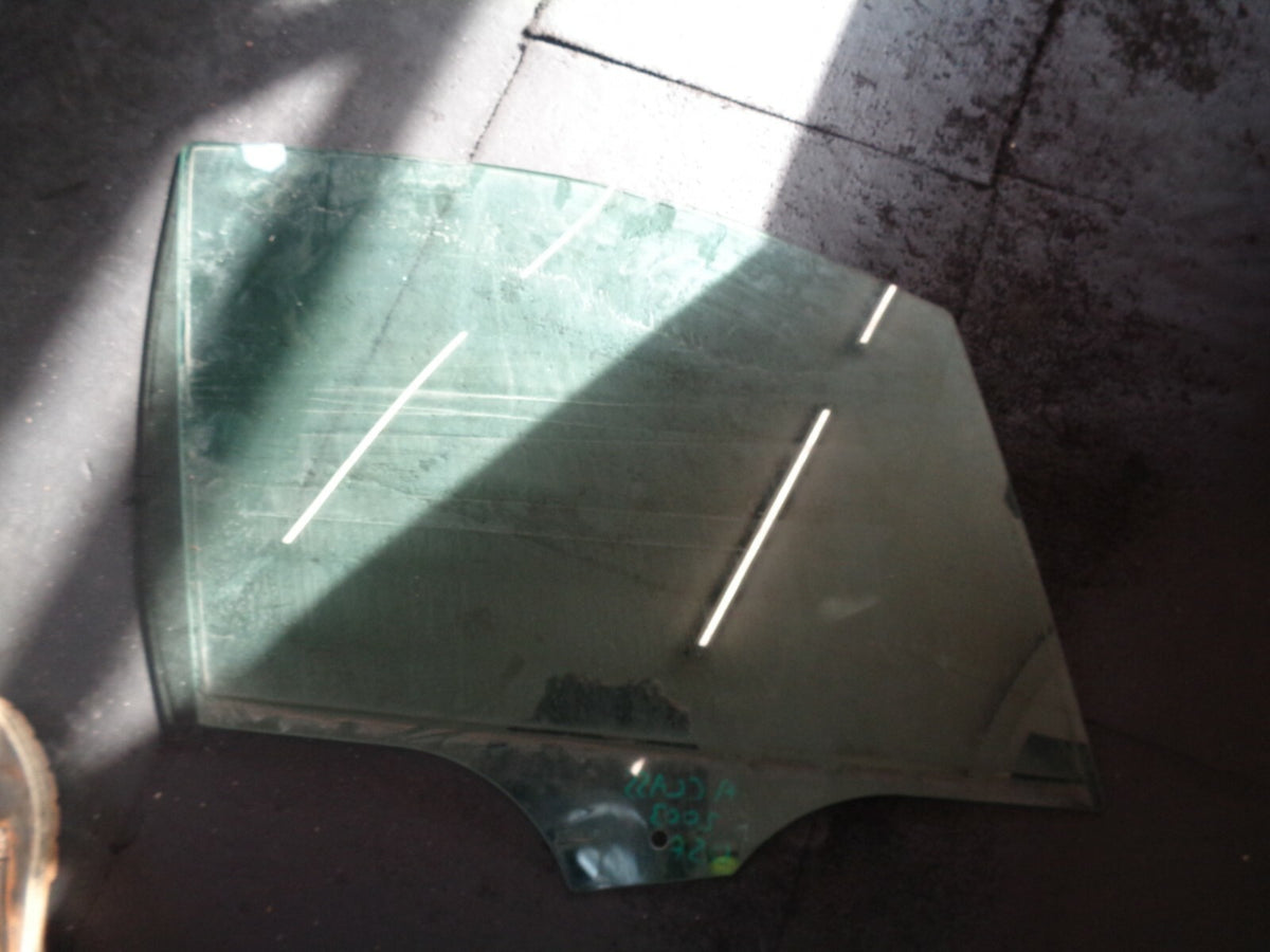 MERCEDES BENZ A-CLASS W168 2003 OSF DRIVER SIDE FRONT DOOR WINDOW GLASS