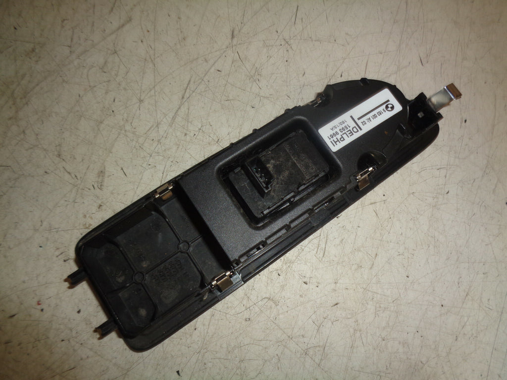 BMW 1 SERIES E88 2013 3 DOOR NSF PASSENGER SIDE FRONT DOOR WINDOW SWITCH 9163001