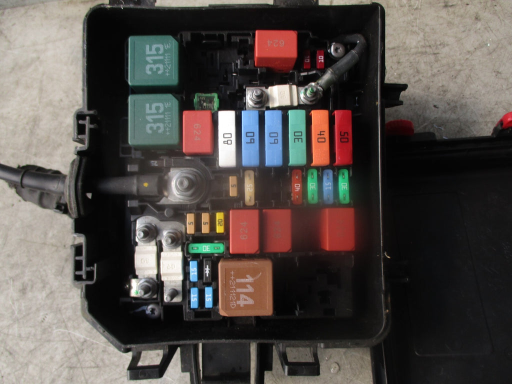 2021 CITROEN C4 MK3 1.2 PETROL UNDER BONNET FUSE BOX 9824510780