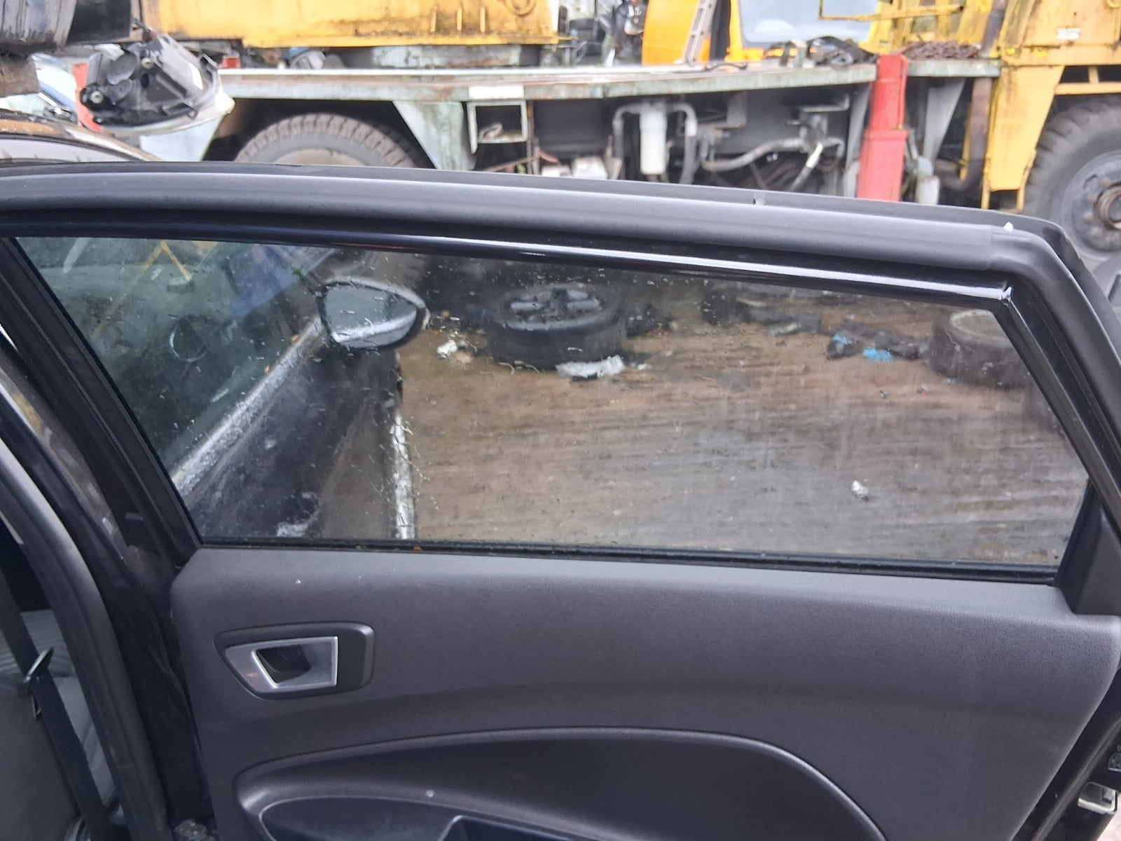 2014 FORD FIESTA MK7 OSR DRIVER SIDE REAR RIGHT COMPLETE DOOR PANTHER BLACK DC
