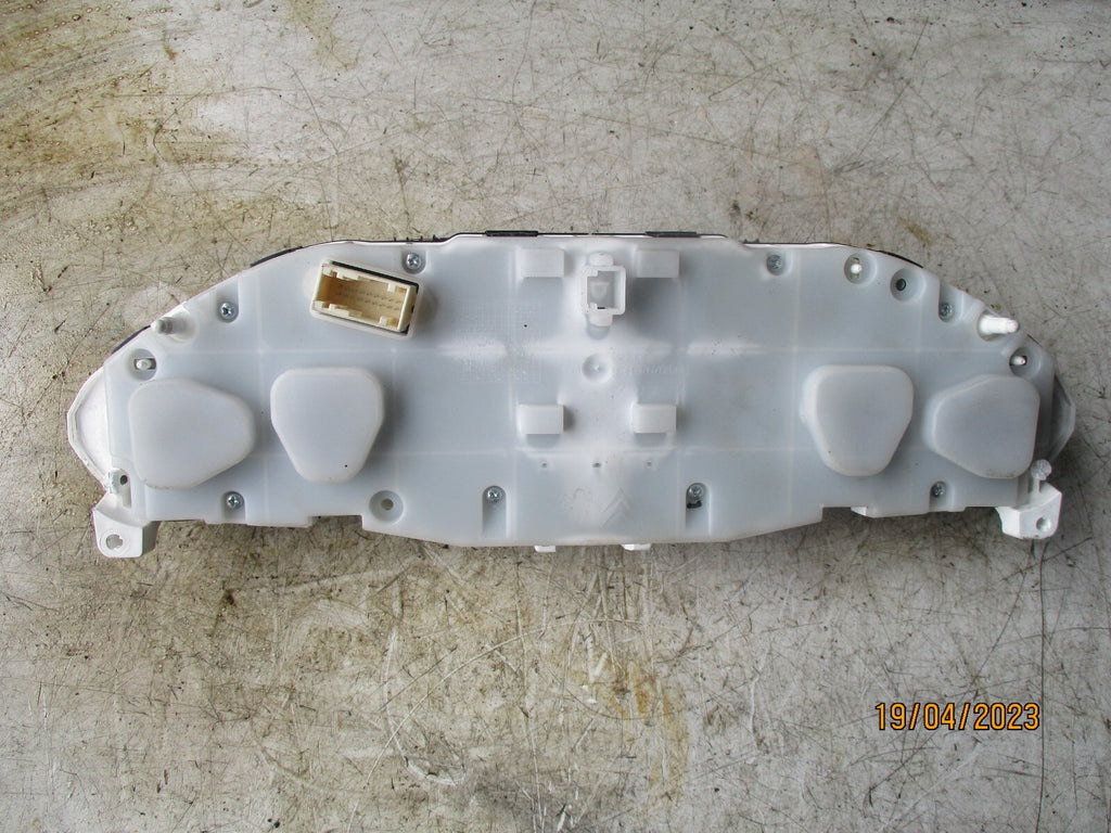 PEUGEOT 208 MK1 2018 1.2 PETROL MANUAL SPEEDO SPEEDOMETER CLUSTER 9825986780