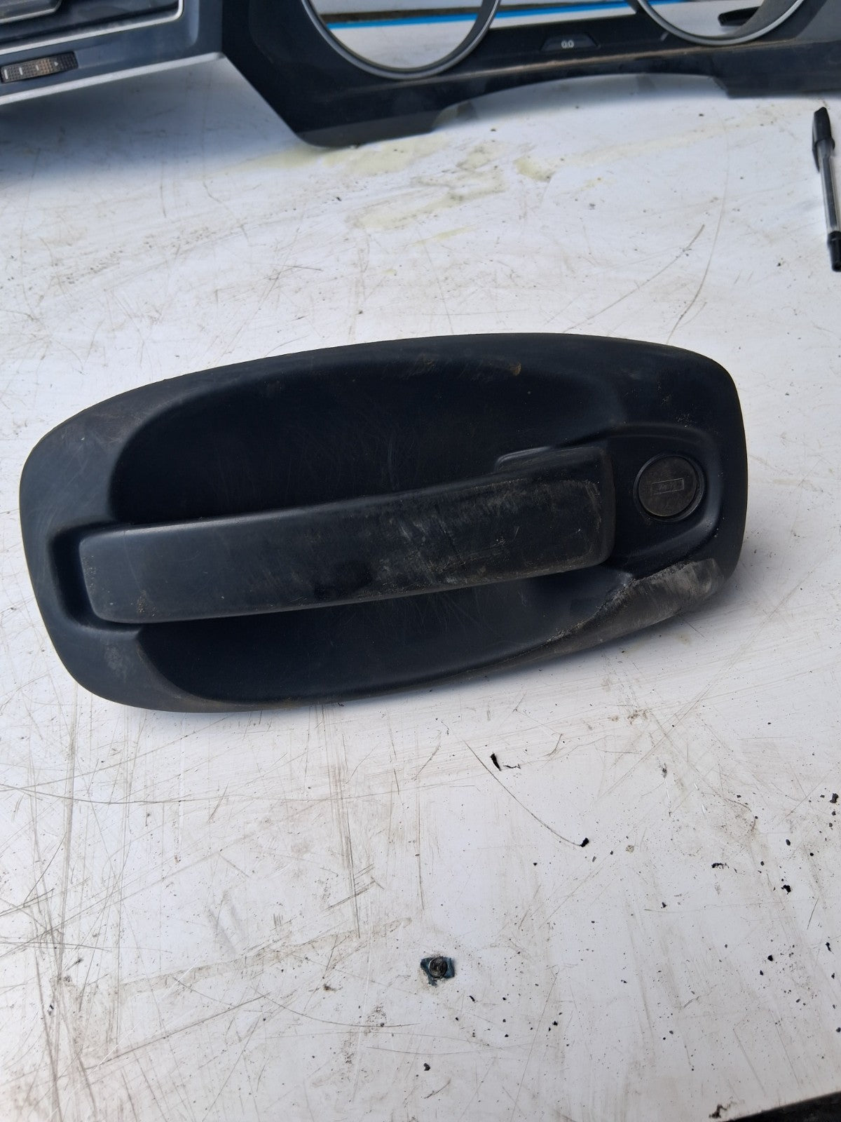 2021 FIAT FIORINO NS PASSENGER SIDE LEFT EXTERIOR DOOR HANDLE 242559