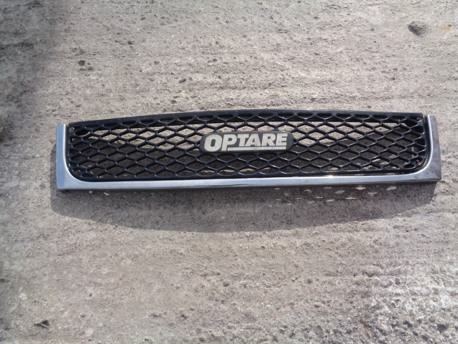 OPTARE ALERO PARTY BUS 2003 GRILL PANEL