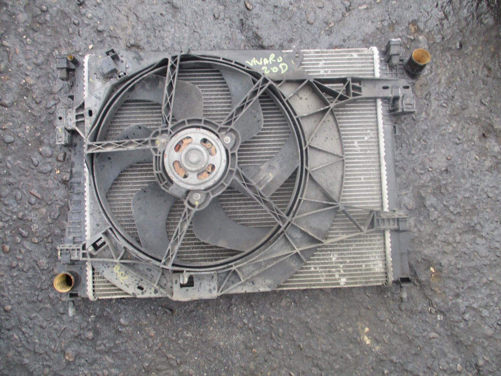2012 VAUXHALL VIVARO MK1 2.0 DIESEL MANUAL RADIATOR RADPACK