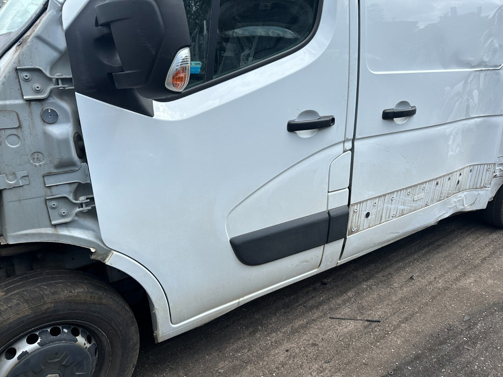 2020 RENAULT MASTER MK3 NSF PASSENGER SIDE FRONT DOOR BARE WHITE