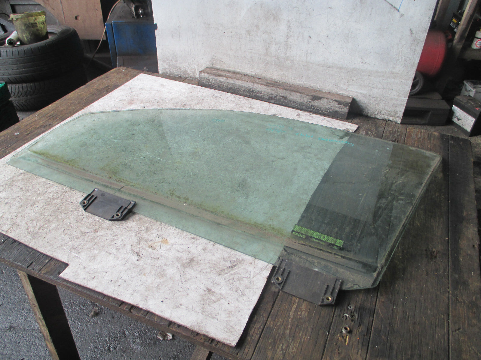 FORD GRANADA MK3 SCORPIO 1992 5 DOOR NS PASSENGER SIDE WINDOW GLASS
