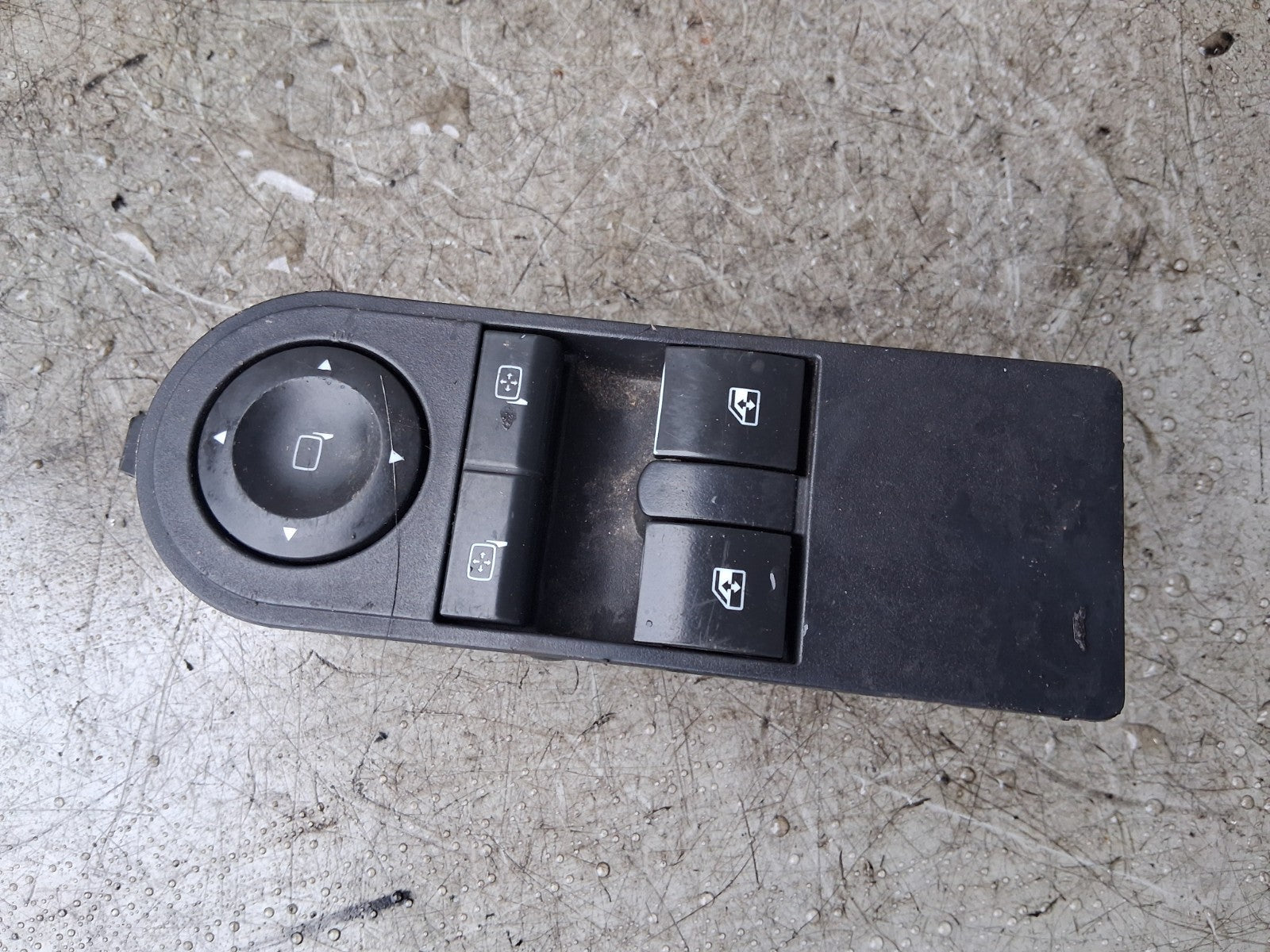 2008 VAUXHALL ZAFIRA B OSF DRIVER SIDE FRONT RIGHT WINDOW CONTROL SWITCH 1322870
