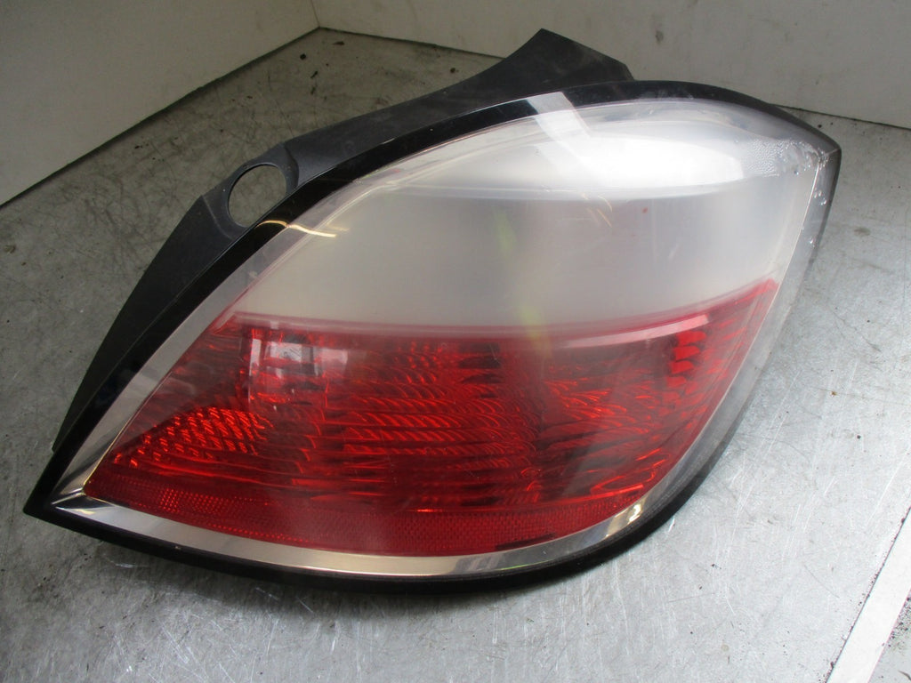 2009 VAUXHALL  ASTRA H MK5 OSR DRIVERS SIDE REAR LIGHT TAIL LIGHT 342691834