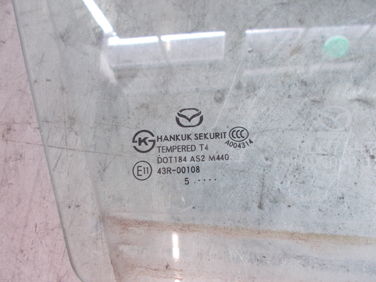 MAZDA 3 BM (MK3) 2016 OSF DRIVER SIDE FRONT DOOR WINDOW GLASS