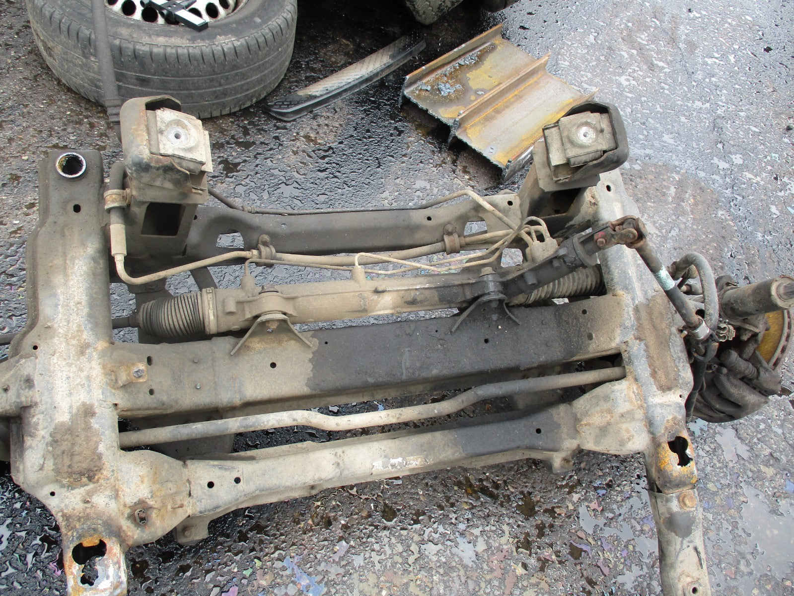 MERCEDES SPRINTER W906 (MK2) 311 FRONT LEGS CRADLE STEERING RACK COMPLETE