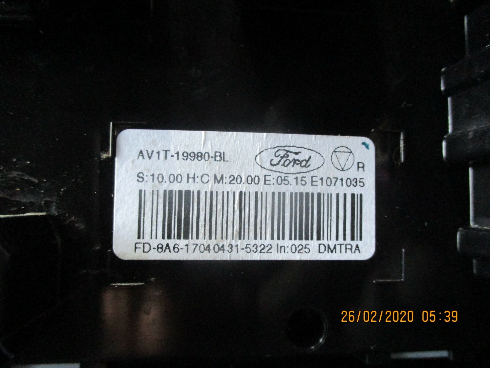 FORD B MAX 2017 HEATER CLIMATE CONTROL SWITCH PANEL SURROUND TRIM AV1T-19980-BL