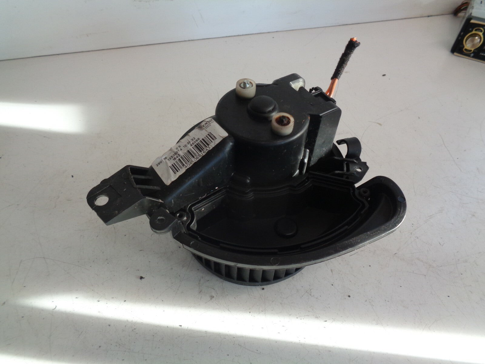 VAUXHALL CORSA E 2014-2018 1.2 PETROL HEATER FAN BLOWER MOTOR 13335074