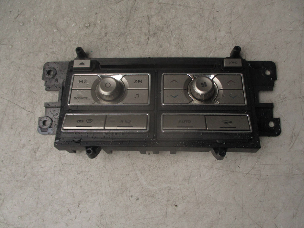 2010 JAGUAR XF X250 AIR CON AC CLIMATE CONTROL RADIO FRONT PANEL 8X2318C858BG