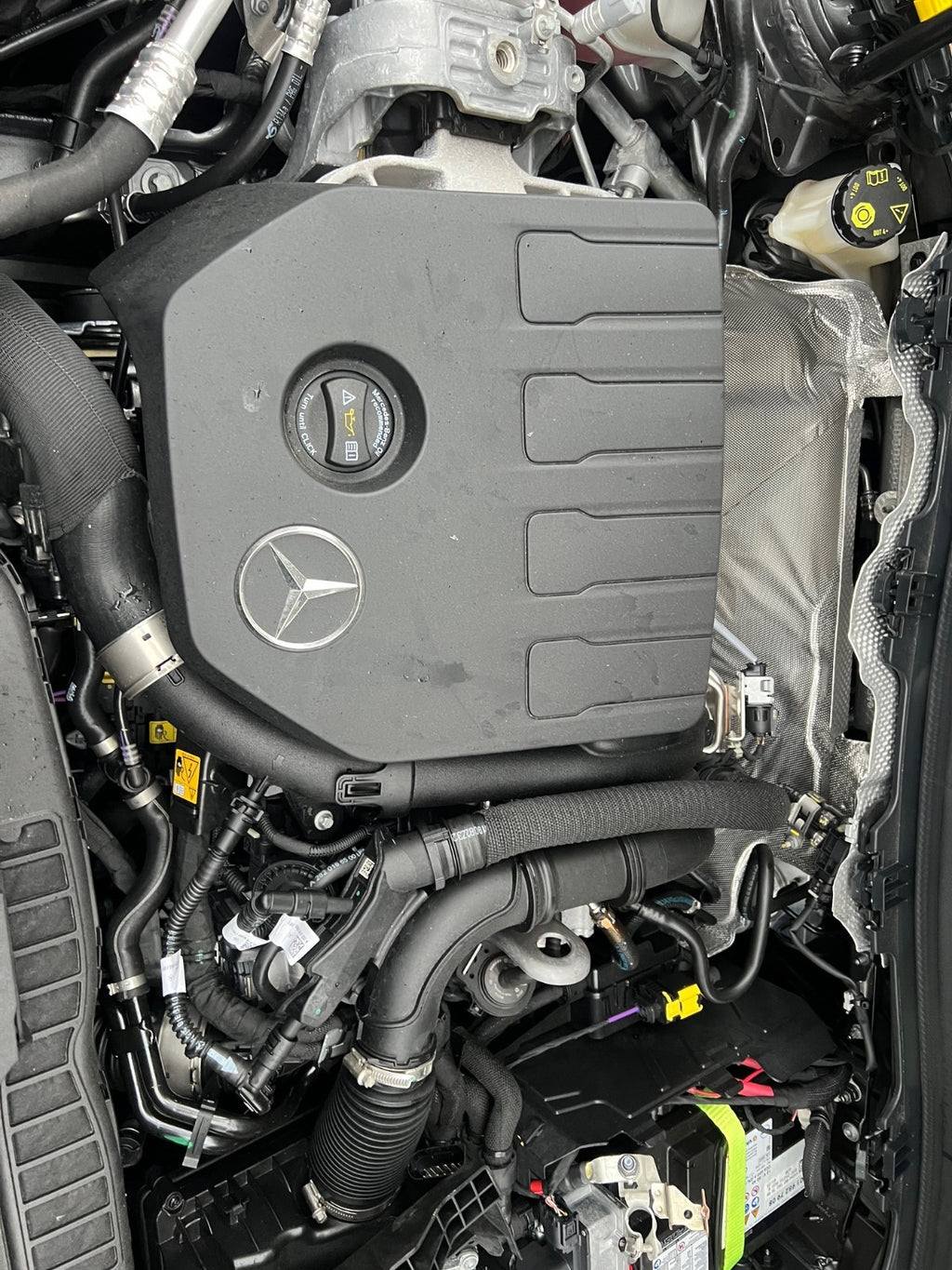 2025 MERCEDES BENZ GLA 1.3 PETROL BARE ENGINE INJECTOR & PUMPS 282.914 1K MILES