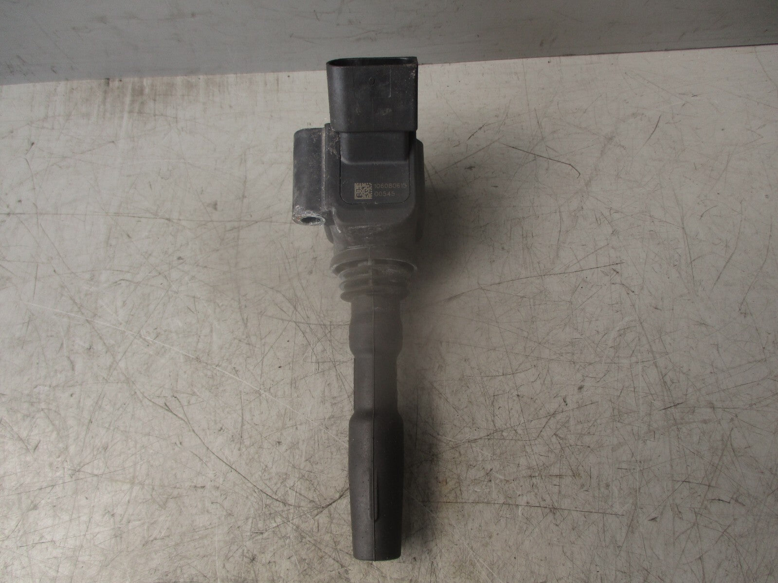 2014 VOLKSWAGEN POLO MK5 1.0 PETROL ENGINE IGNITION COIL 04E905110E REF 3