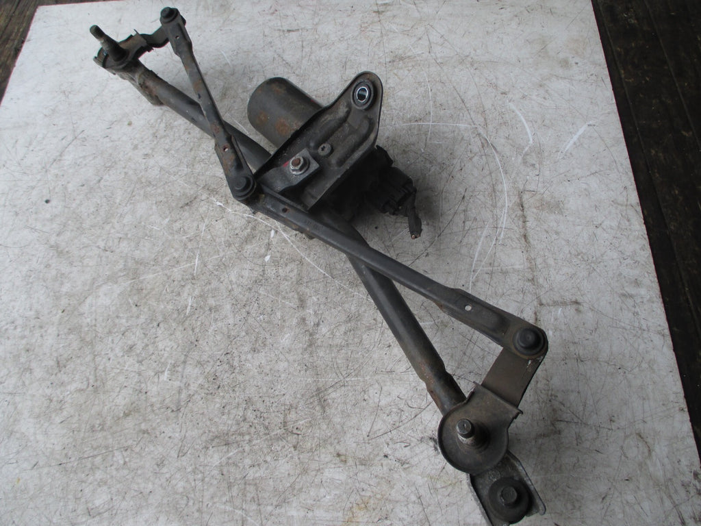HYUNDAI I30 MK1 1.6 2010 WINDSCREEN WIPER MOTOR
