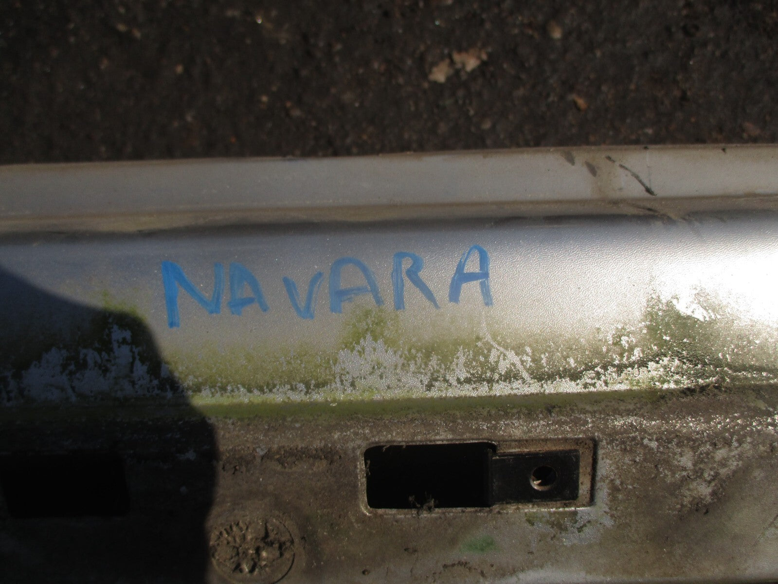 2002 NISSAN NAVARA D22 COMPLETE FRONT BUMPER SILVER