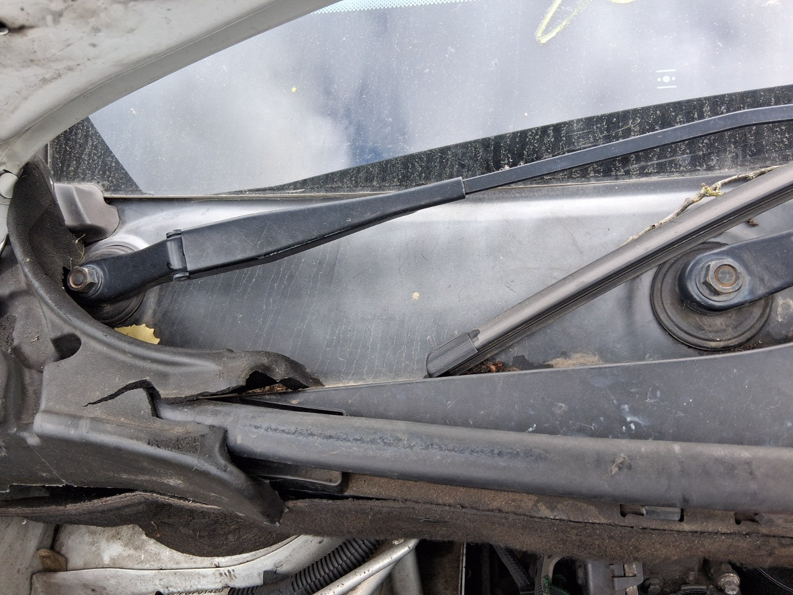 2017 PEUGEOT PARTNER MK2 1.5 DIESEL FRONT WINDSCREEN WIPER MOTOR & LINKAGE