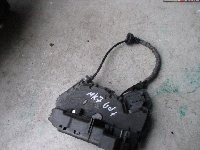 2013 VW GOLF MK7 NSR PASSENGER SIDE DOOR LOCK MECHANISM A5K5TA839015K