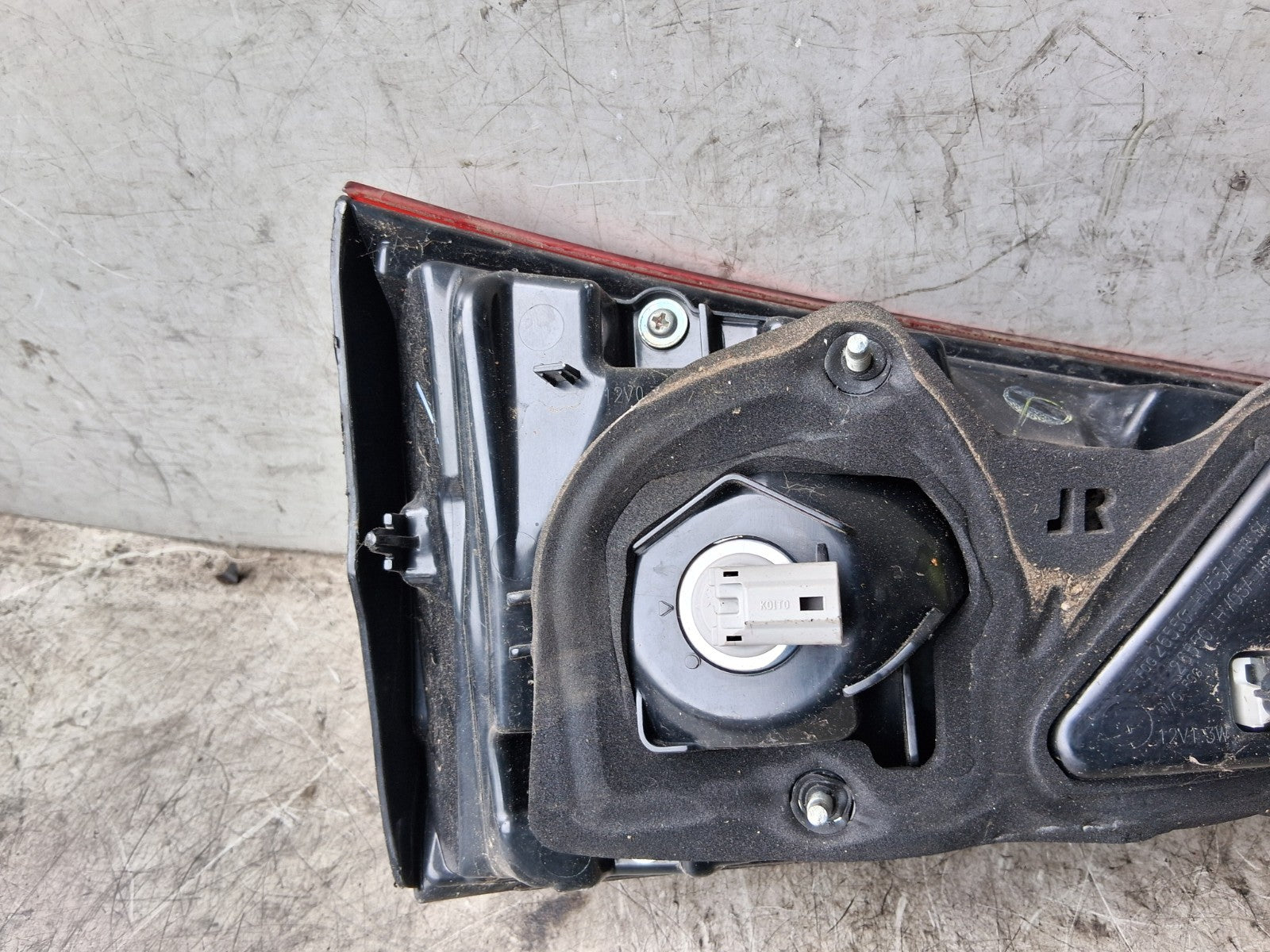 2020 NISSAN QASHQAI J11 MK2 FACELIFT OSR DRIVER SIDE INNER TAIL LIGHT 26550HV05A