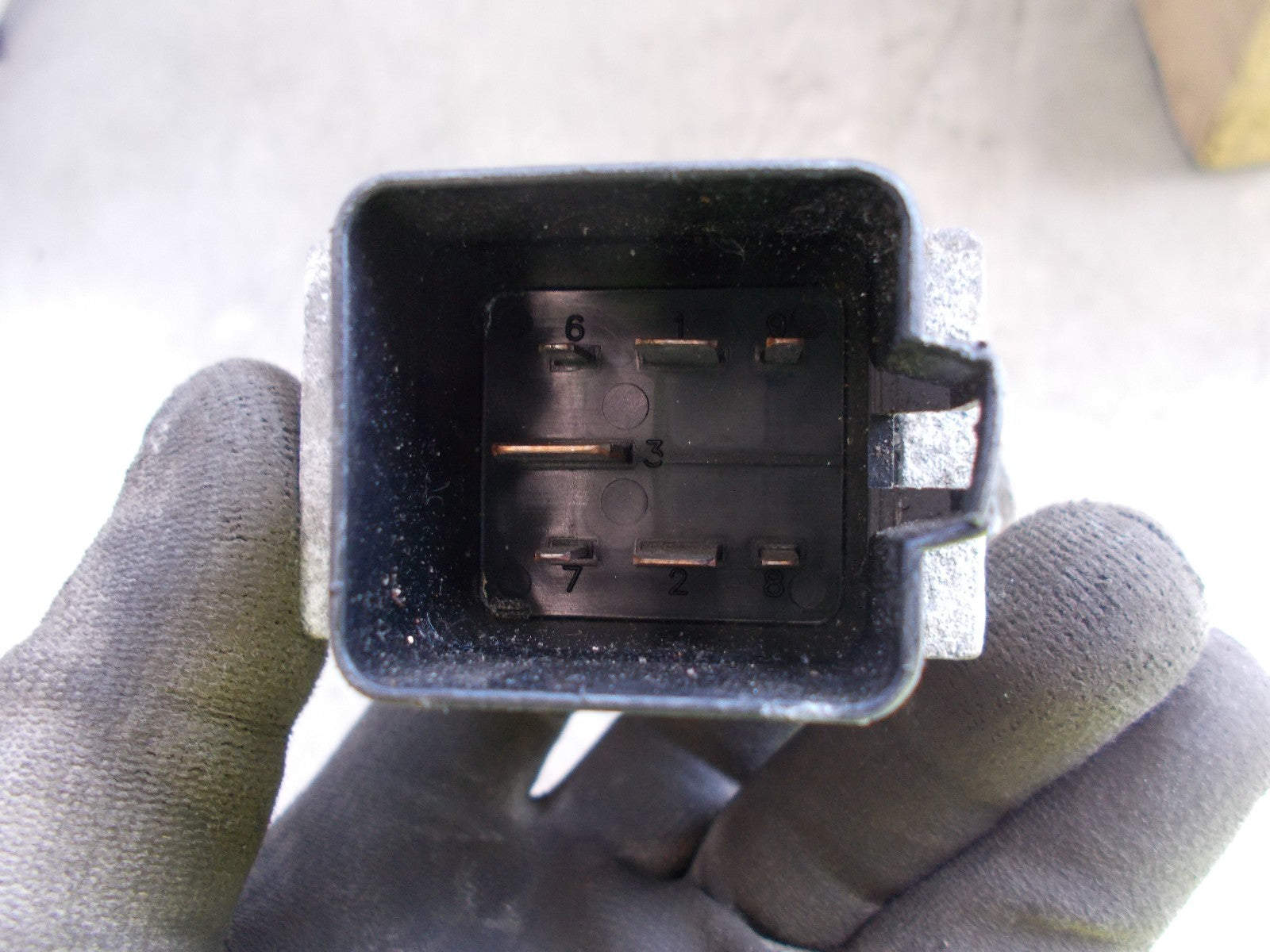 2006 RENAULT LAGUNA MK2 HEATER PLUG RELAY 7700115073