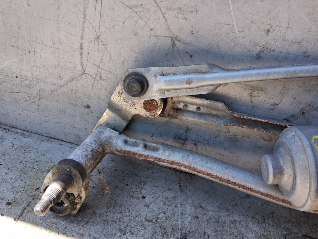 VW VOLKSWAGEN PASSAT B8 2019 WINDSCREEN WIPER MOTOR & LINKAGE WITH ARM 3G2955119