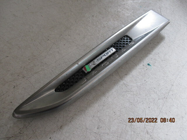 JAGUAR XE 2016 R SPORT NSF PASSENGER SIDE FRONT WING CHROME GRILL GX7M280B11