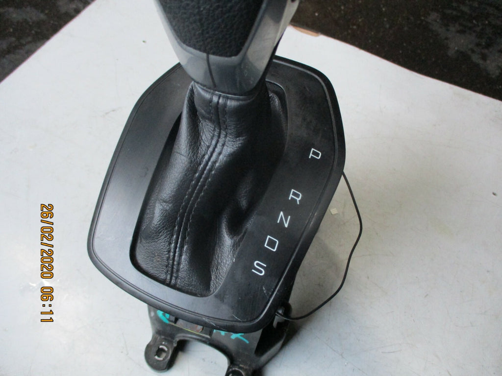 FORD B MAX 2017 AUTO GEAR STICK SHIFTER SELECTOR KNOB AY1P-7K004-BE AY1P-7L010-C
