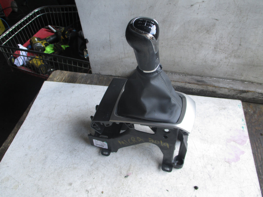 NISSAN MICRA K14 MK5 2019 5 SPEED MANUAL GEAR STICK GEAR SELECTOR 349011267R