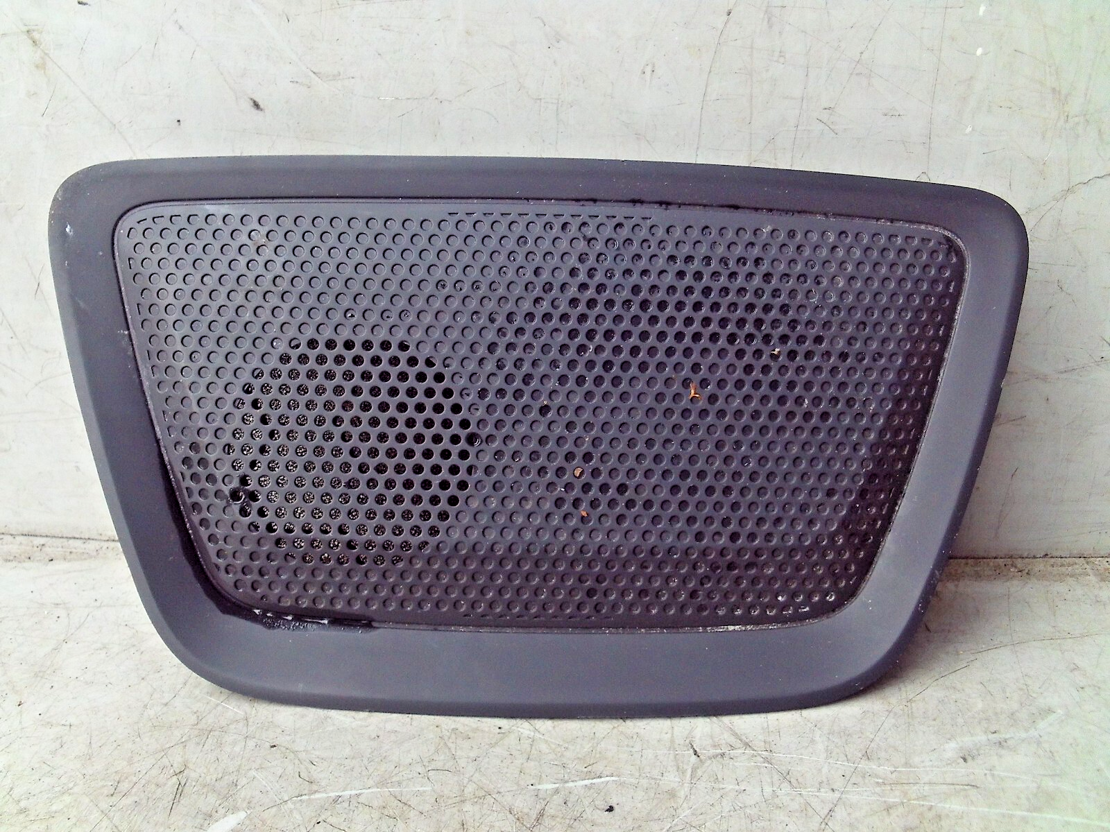 2021 CITROEN C4 MK3 SPEAKER COVER DRIVER SIDE RIGHT HAND SIDE 9835597180