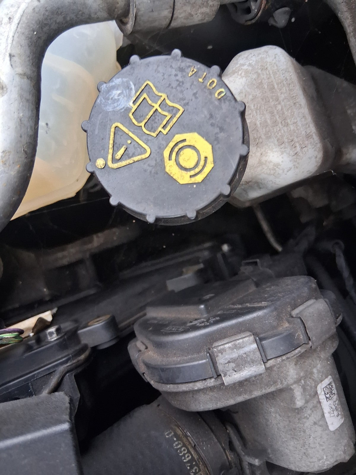 2014 FORD FIESTA MK7 1.5 DIESEL BRAKE SERVO RESERVOIR