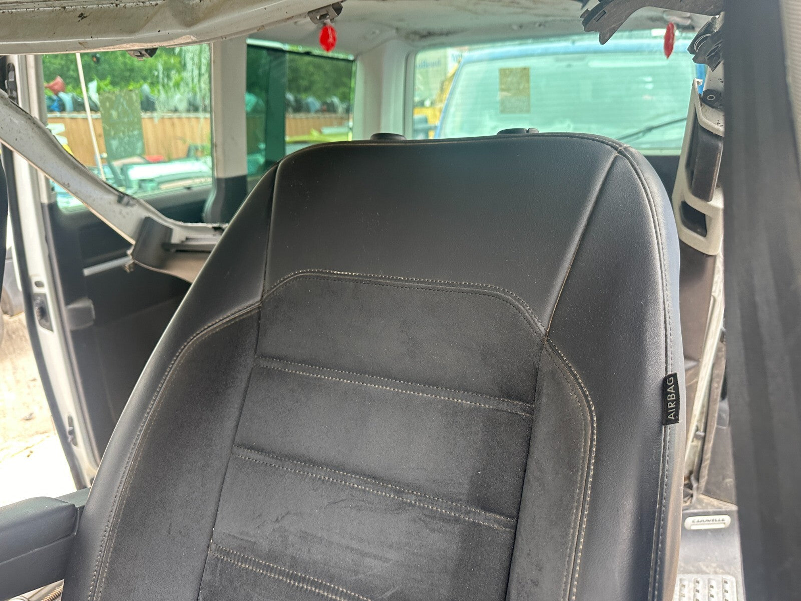 2018 VOLKSWAGEN CARAVELLE PASSENGER FRONT SEAT DOUBLE ARM REST HEATED LEATHER