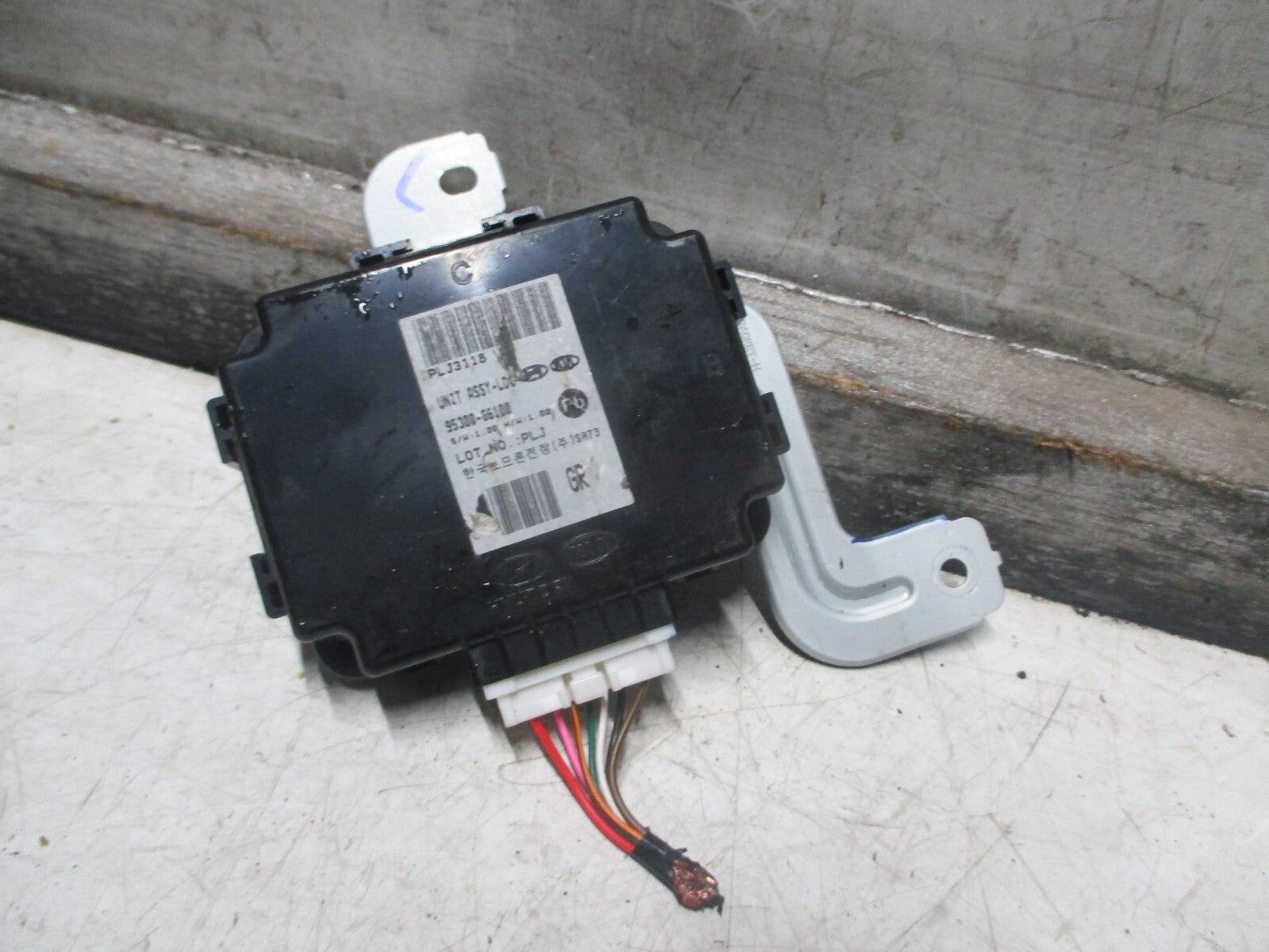 KIA PICANTO MK3 2020 LDC CONTROL UNIT ECU 95300G6100