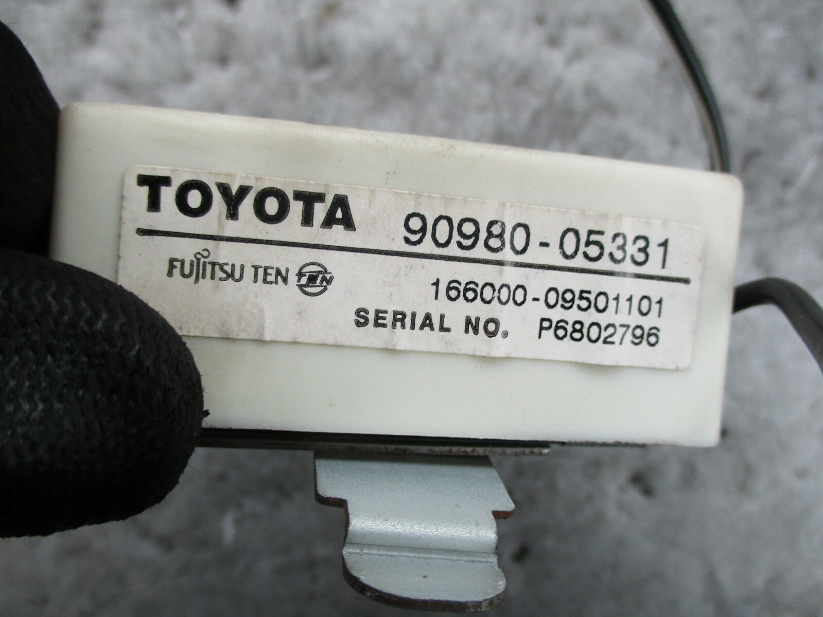 LEXUS IS MK1 99-05 REAR WINDOW SCREEN HEATER DEMISTER MODULE UNIT 9098005331
