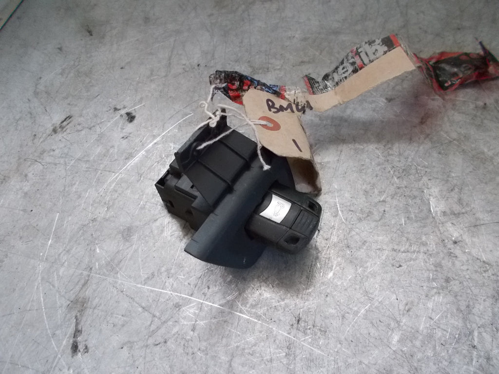 BMW 1 SERIES 2007 IGNITION SWITCH WITH KEY 6954718