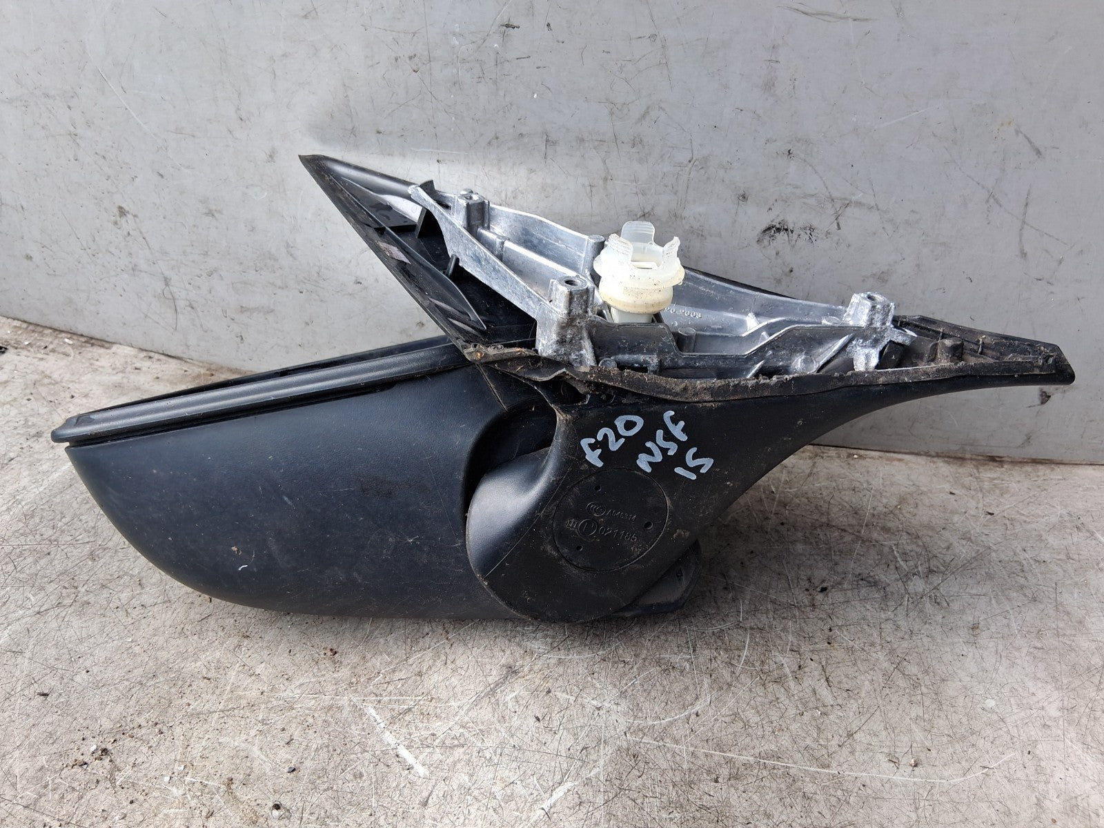 2015 BMW 1 SERIES F20 LCI NSF PASSENGER SIDE FRONT LEFT ELECTRIC WING MIRROR