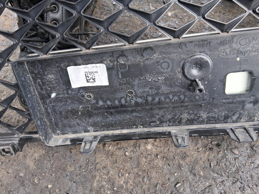 2024 DS AUTOMOBILES DS 7 FRONT BUMPER RADIATOR GRILL GRILLE 98419790
